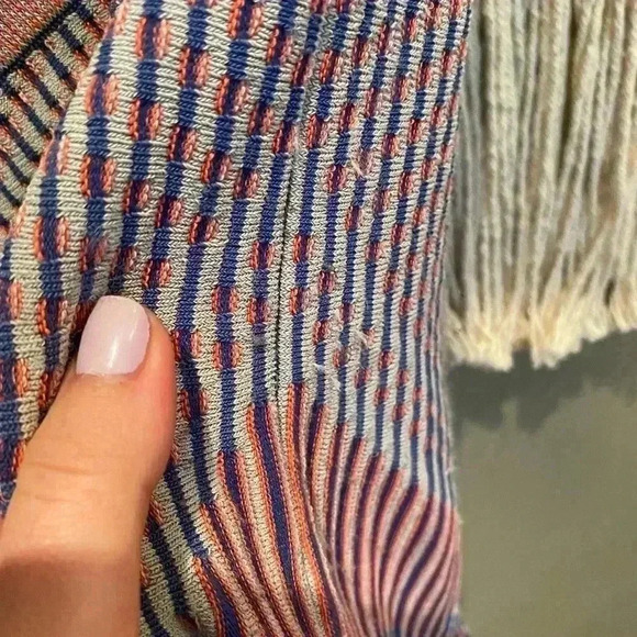 BCBGMaxAzria ORANGE AND BLUE PATTERNED MINI SKIRT - Picture 6 of 6